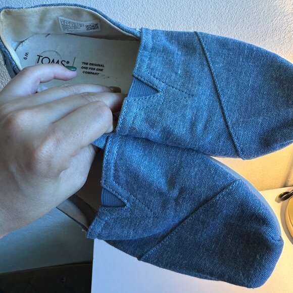 TOMS Blue Chambray Slip-On Shoes Women’s Size 9 - Picture 7 of 7